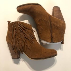 Steve Madden Ohio Fringe Bootie Size 8